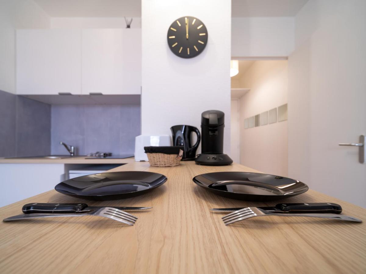 Appartement Climatise Avec Parking A 6Min A Pied De La Gare St Charles マルセイユ エクステリア 写真