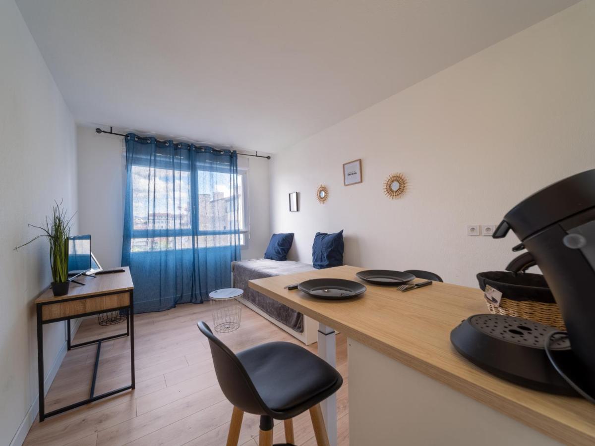 Appartement Climatise Avec Parking A 6Min A Pied De La Gare St Charles マルセイユ エクステリア 写真