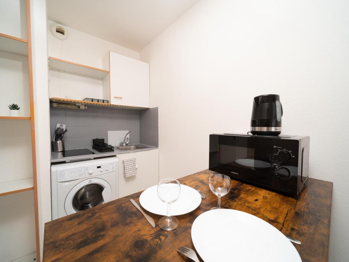 Appartement Climatise Avec Parking A 6Min A Pied De La Gare St Charles マルセイユ エクステリア 写真