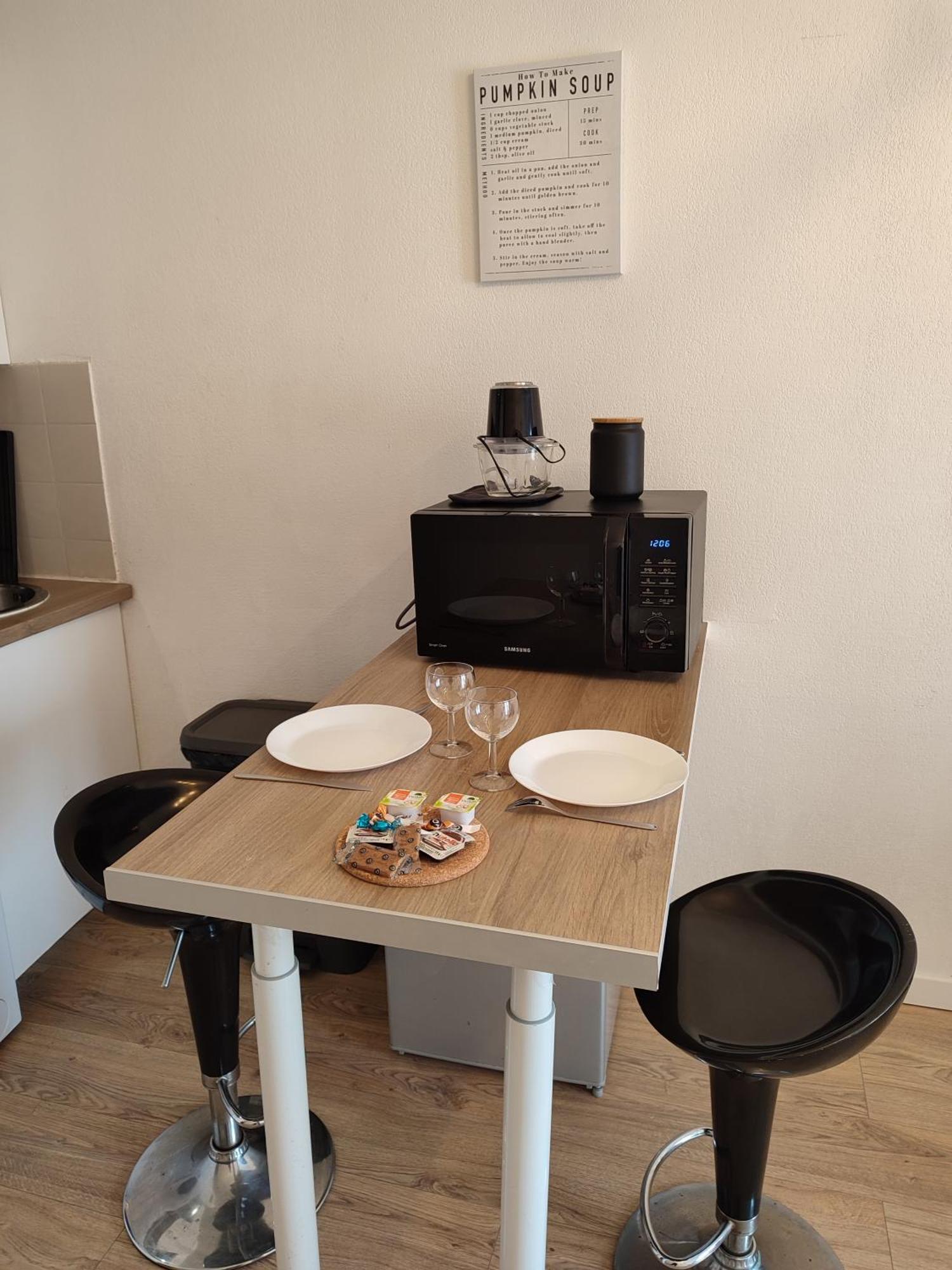 Appartement Climatise Avec Parking A 6Min A Pied De La Gare St Charles マルセイユ エクステリア 写真